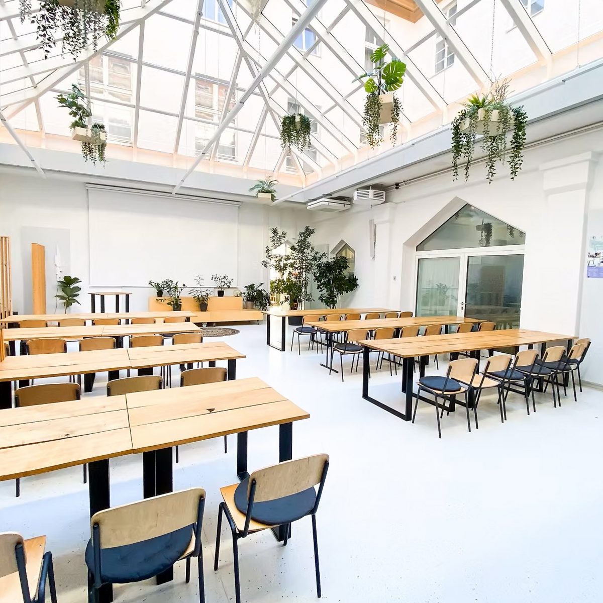 e1058d_b11a4b3ba11b442eb9478b88e6a15820~mv2-2